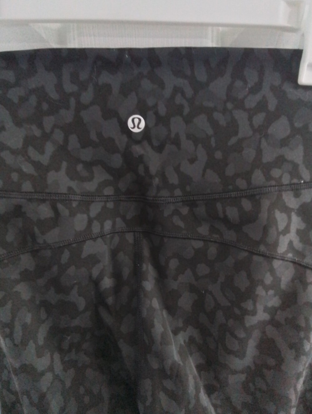 Lululemon In Movement Tight - Picture 3 of 5